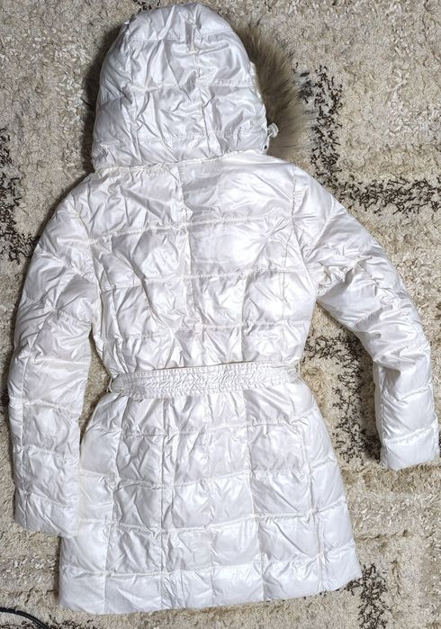 Дамско бяло яке с пълнеж от пух