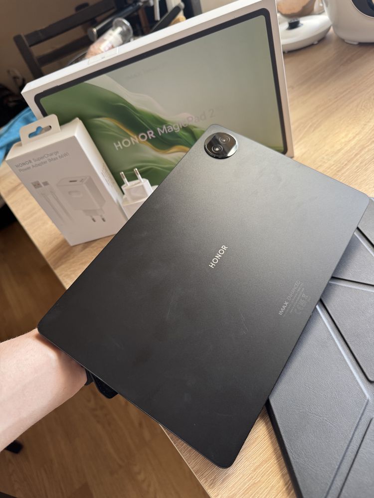 Honor MagicPad 2 - 256гб Пълен комплект - геймърски таблет