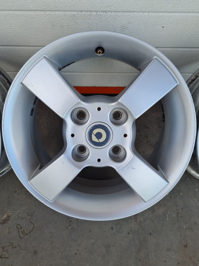 Оригинални джанти за СМАРТ SMART MITSIBUSHI KIA R15 4x114.3 ET46 6J