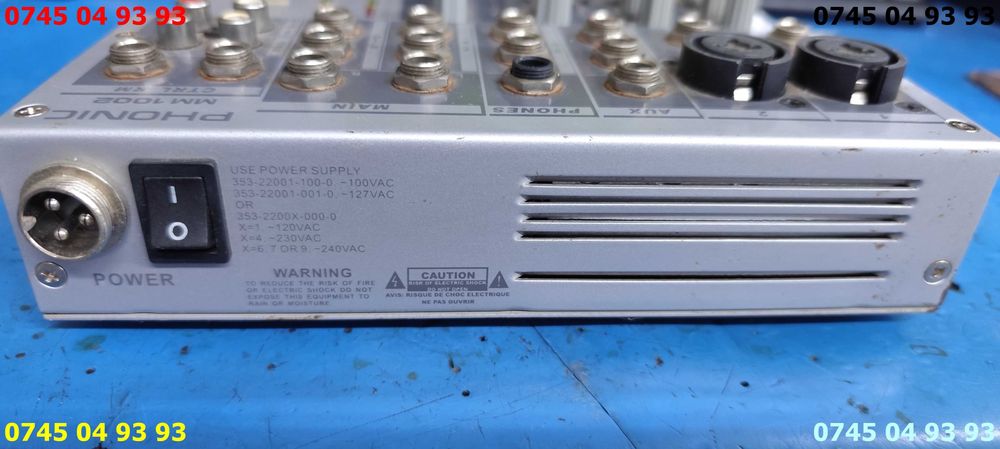 mixer audio PHONIC MM1002 nu stiu starea lui ca nu am alimentator