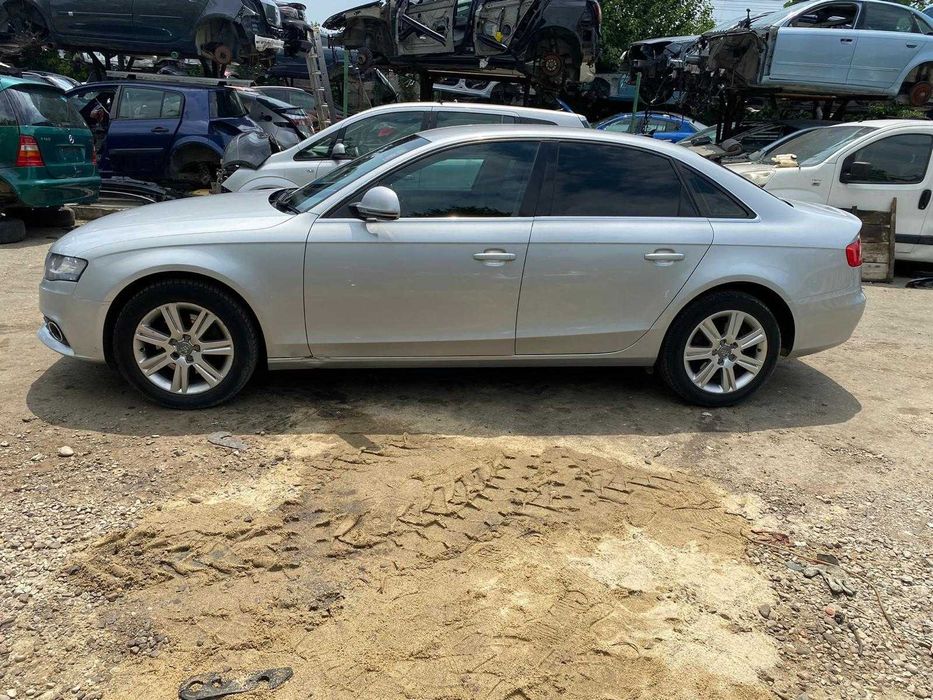 Dezmembrez Audi A4 B8 an 2008 cod motor CAGA
