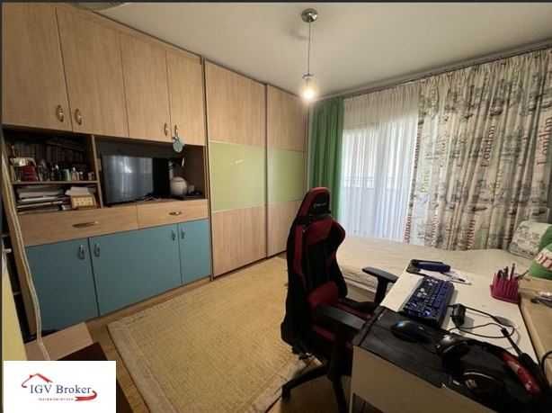 Продава се Къща в София, Люлин 9 - 230 кв.м за 2566 €/кв.м - Снимка #7