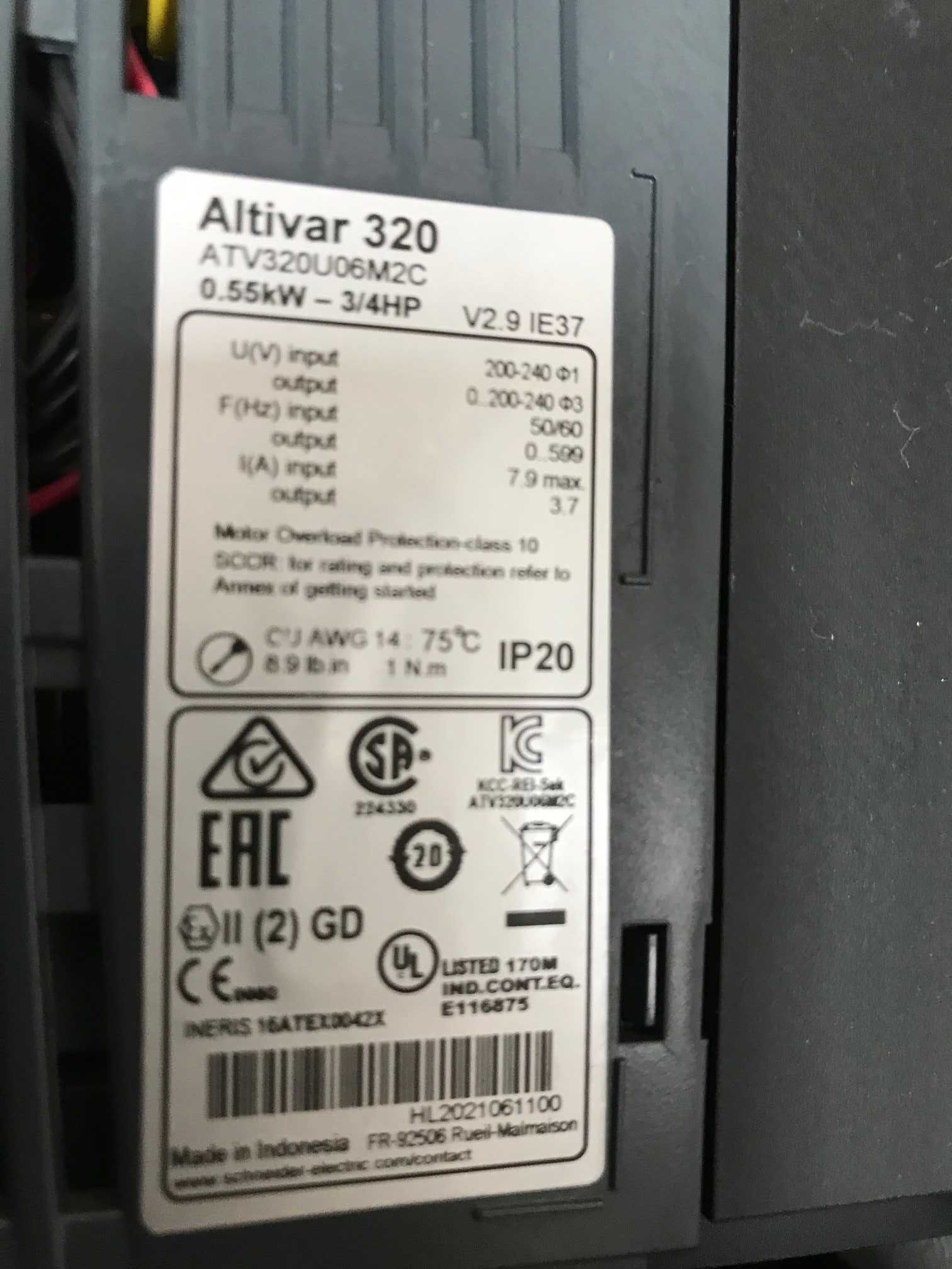 Честотен регулатор(инвертор) Altivar 320 0,55кw 220V AC