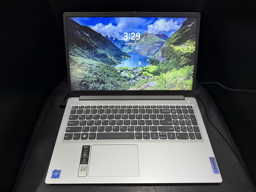 Laptop Lenovo IdeaPad