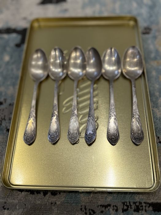 Продам мельхиорованные  ложки, вилки и ножи