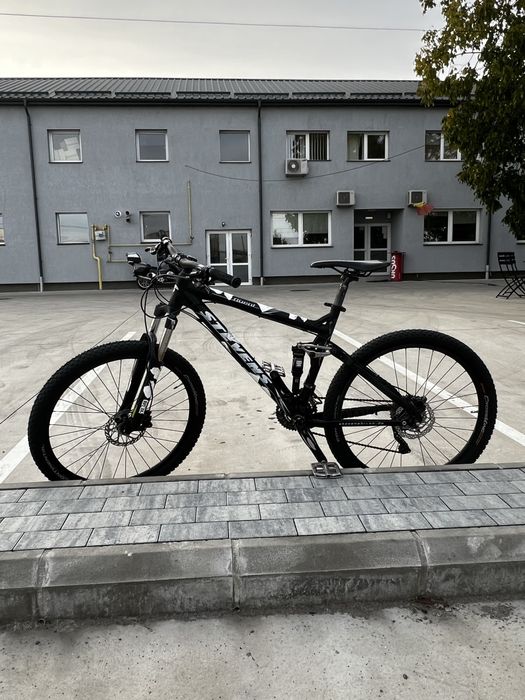 Bicicleta Steavens full suspension
