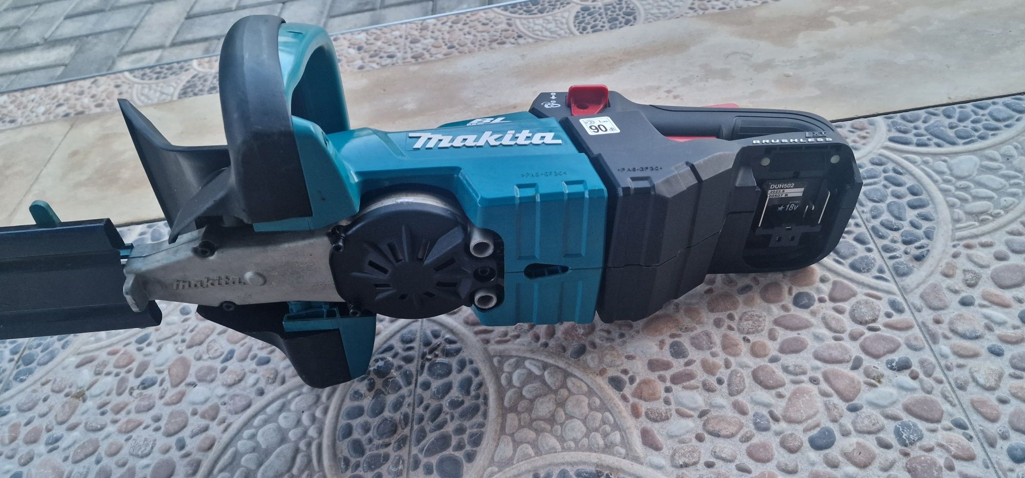 Акумулаторен храсторез Makita DUH502
