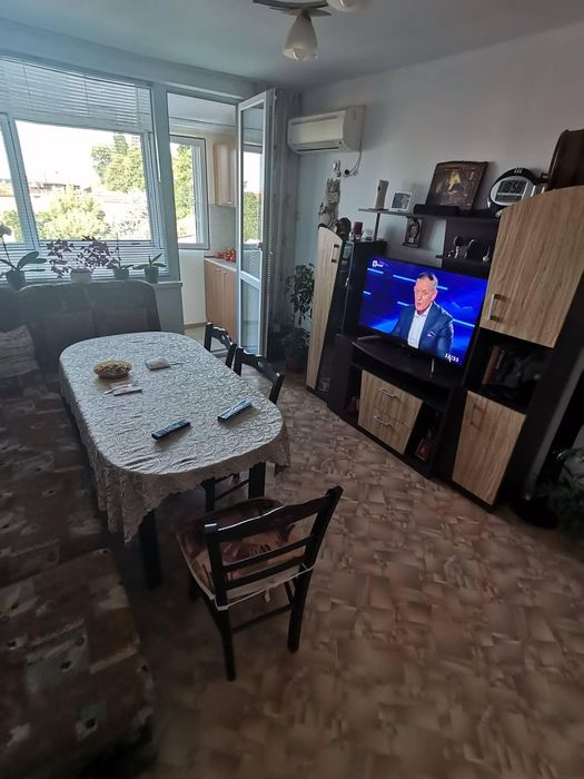 Продава се Тристаен апартамент в Бургас, Победа - 75 кв.м за 824 €/кв.м - Снимка #7