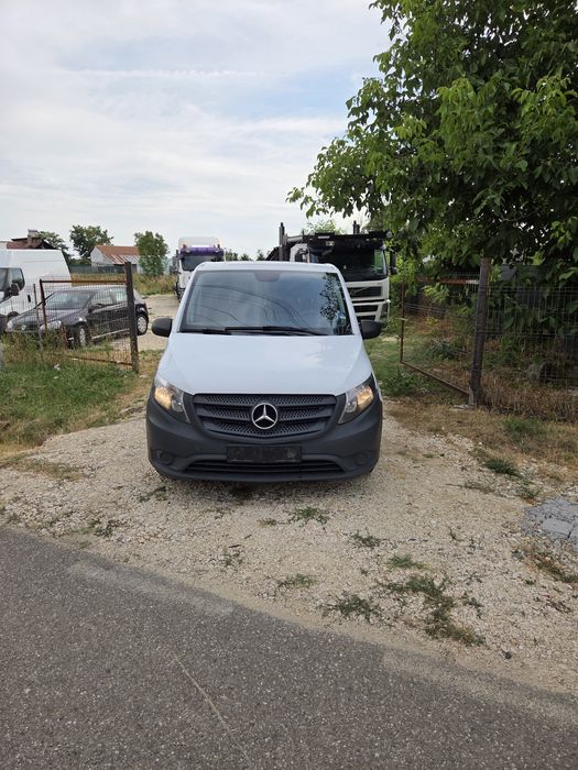 Mercedes Benz Vito