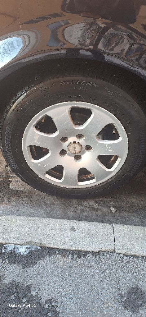 4 броя зимни гуми Bridgestone 195/65/15