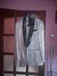 Costum de mire