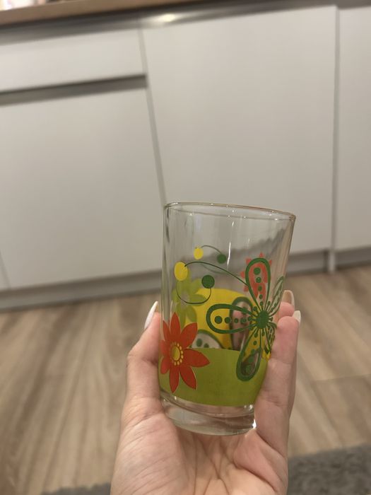 Чаши за Вода на Цветя