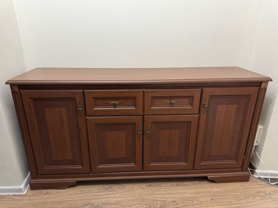 Вместительный и изычканный Комод