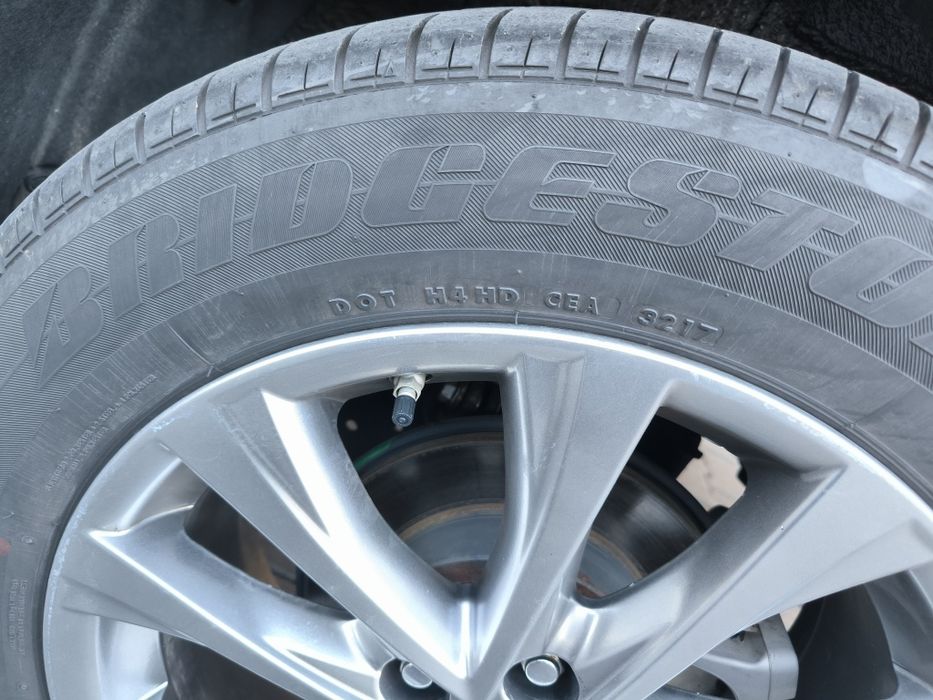 Jante Toyota RAV4 18 + cauciucuri vara bridgestone