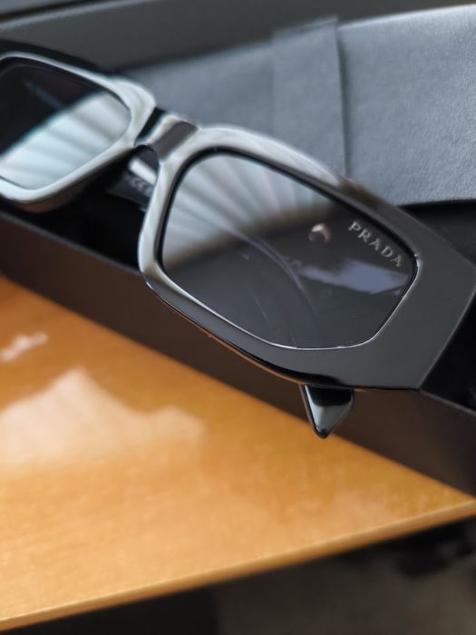 Нови Слънчеви очила - Prada