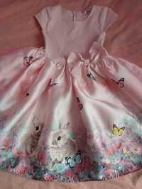 красива детска рокля със зайчета H&M