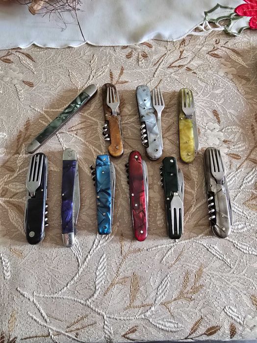 Продавам ками и сгъваеми ножки.