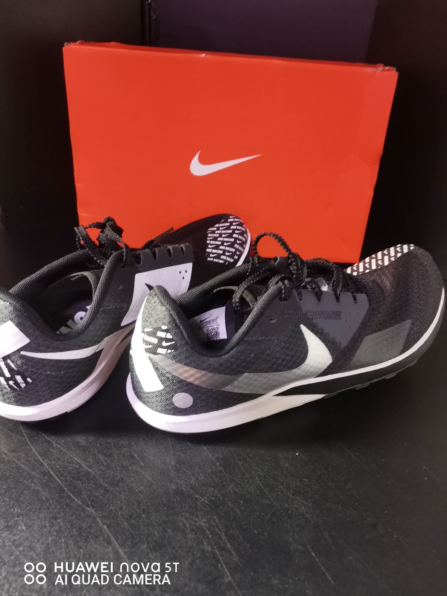 Adidași alergare Nike zoom rival waffle 6