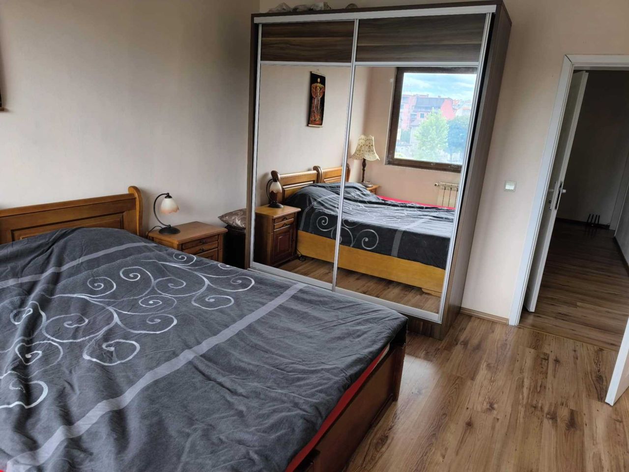 Дава се под наем Тристаен апартамент в София, Център - 100 кв.м за 790 € - Снимка #3