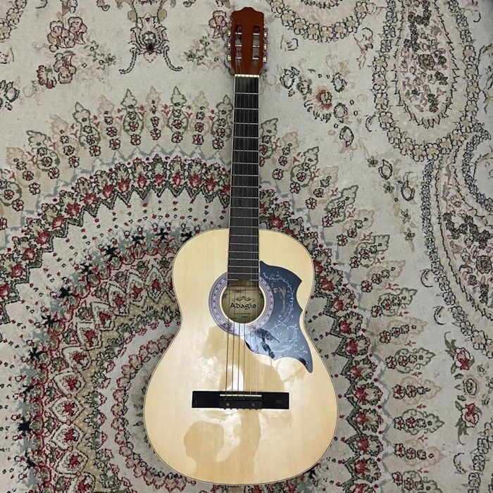 Гитара сатылады