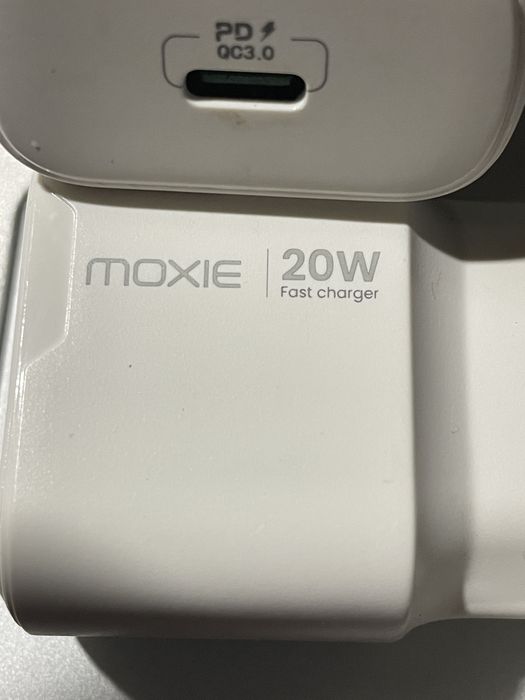 Adaptor 20 w nou