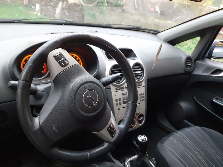 Opel corsa 1.2 . 2007