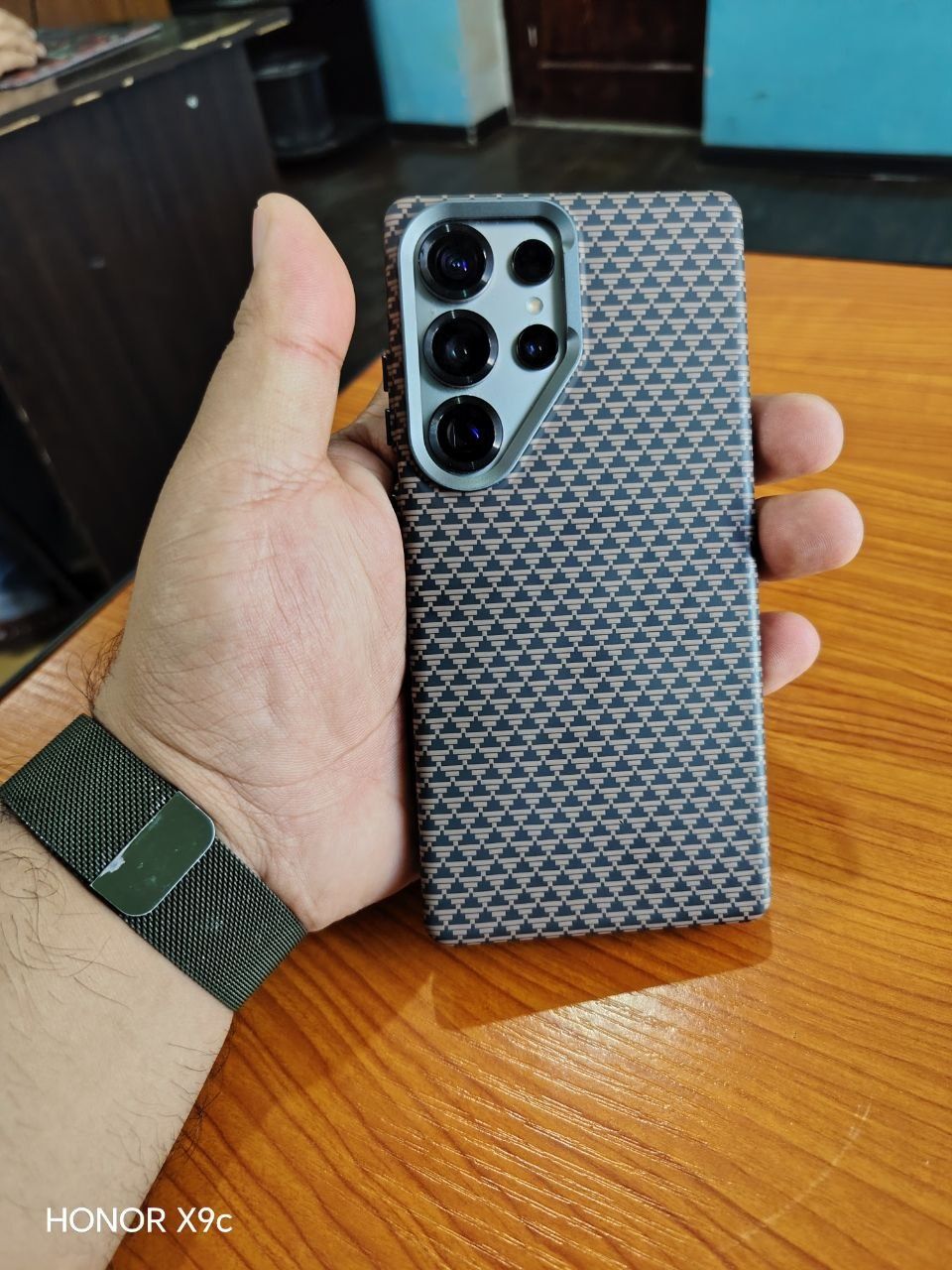 Samsung S 25 ultra Sotiladi