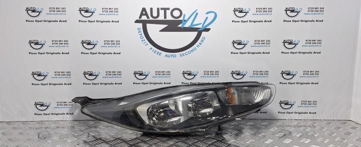 Far halogen dreapta Ford Fiesta 6 MK7