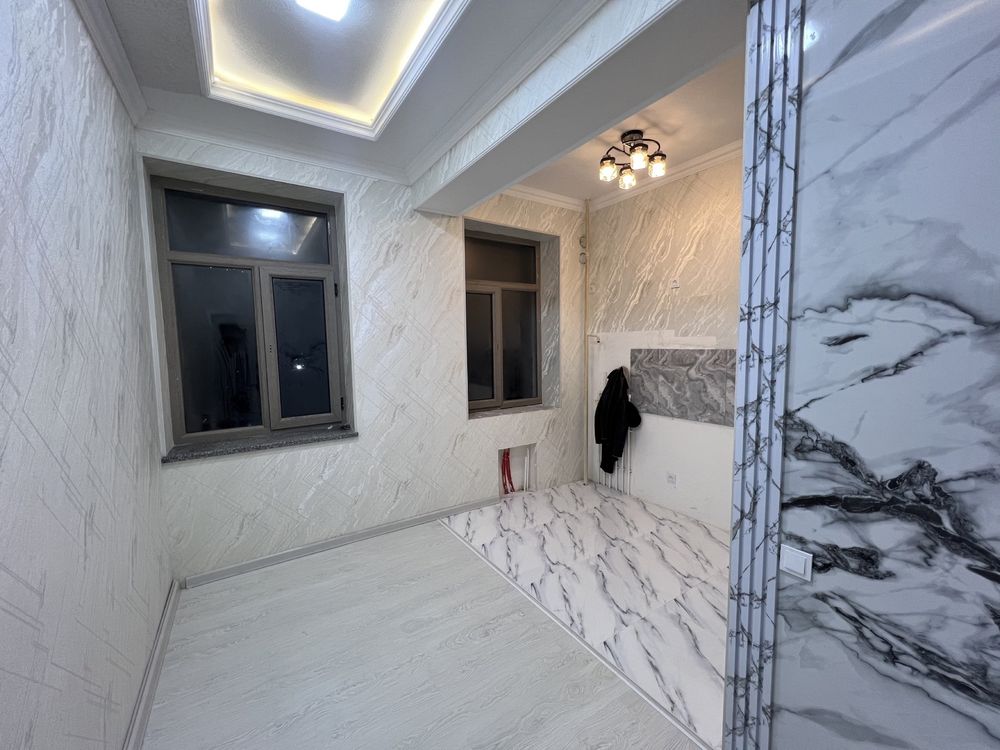 Sergeli Metro 3-  bekat yonga joylashgan 1 xonali kvartira sotiladi