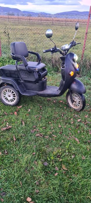 Triciclu Scuter electric