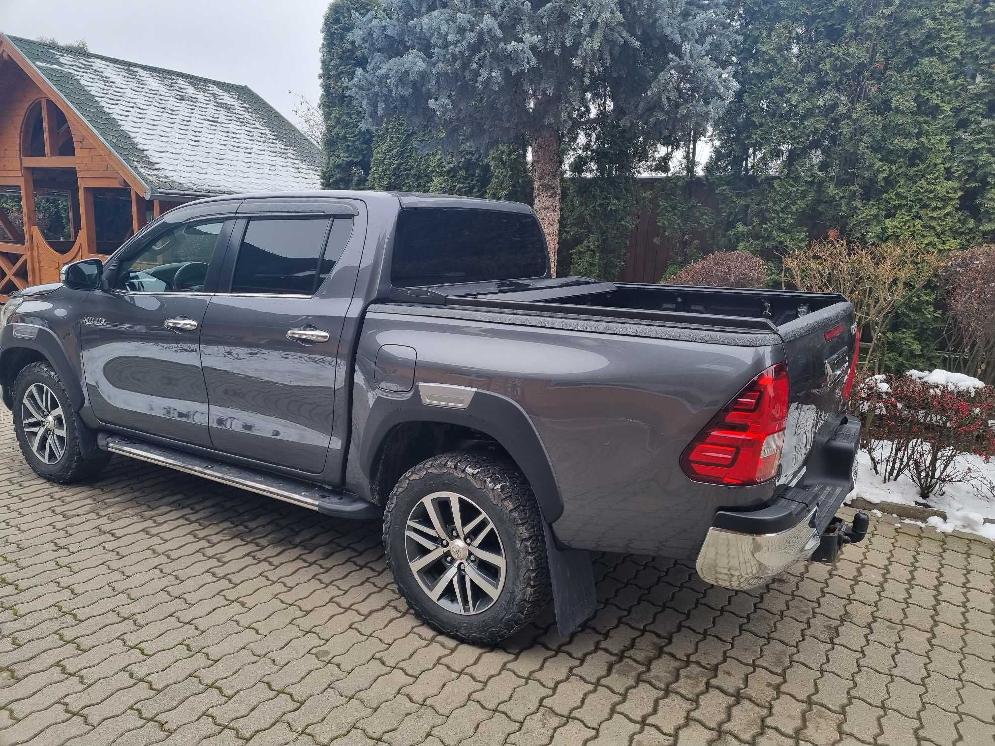 Toyota Hilux 4x4 2017   112000 km