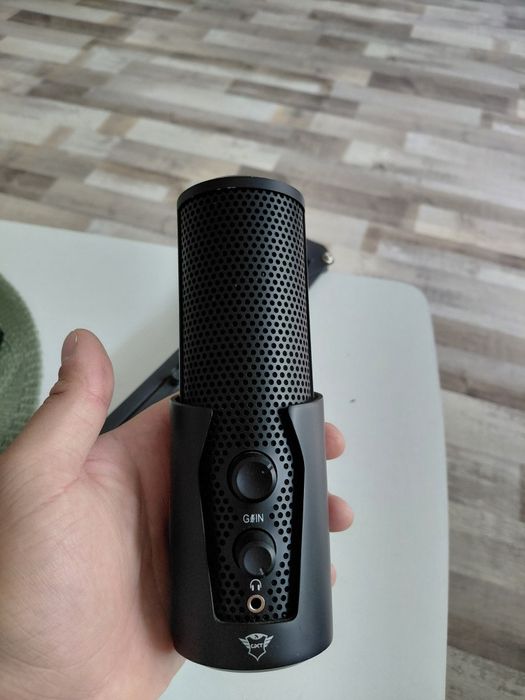 Microfon streaming 4-in-1 Trust GXT258 FYRU