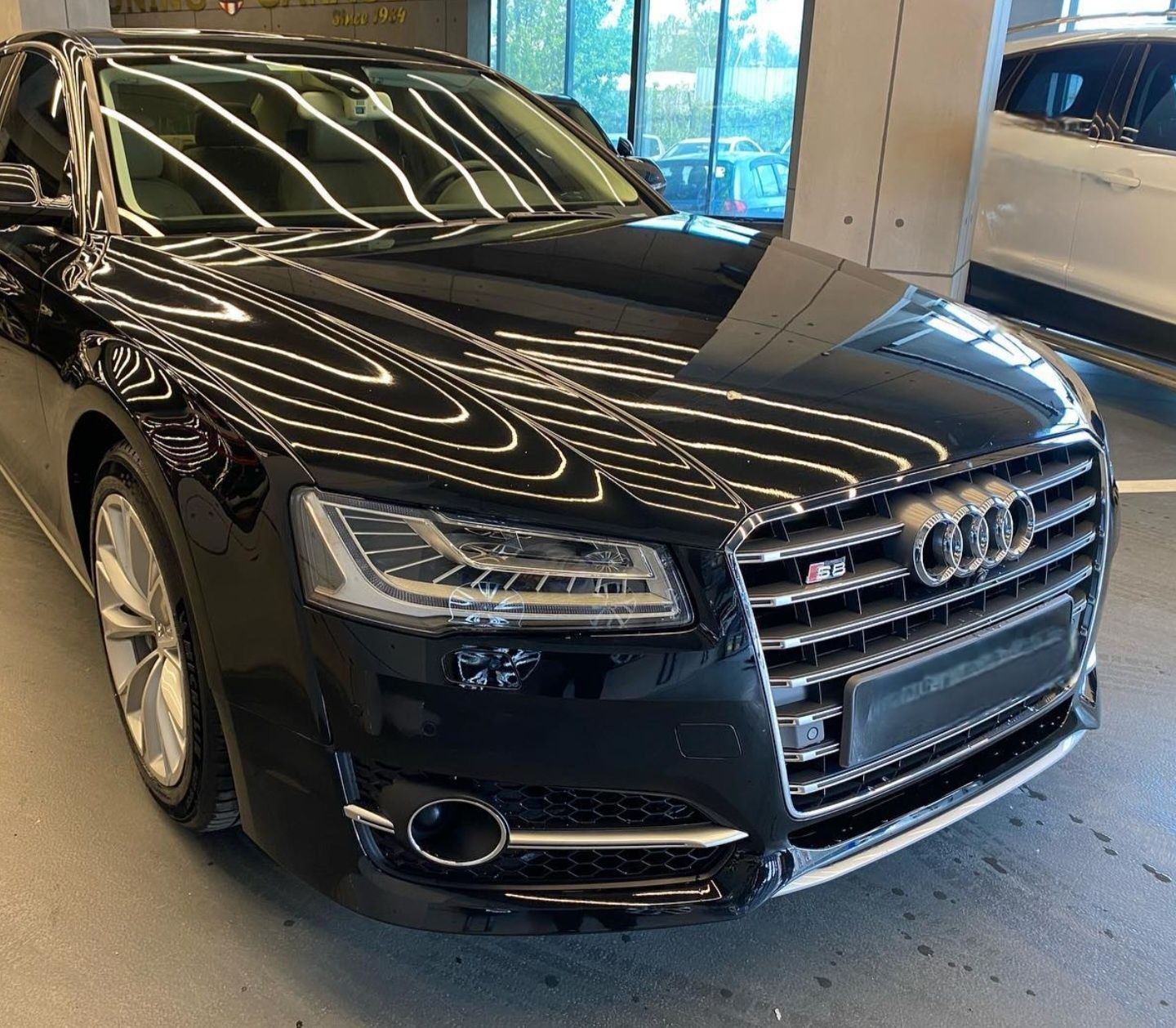 Предна броня с решетка Audi дифузьор накрайници джанти S8 D4 Facelift