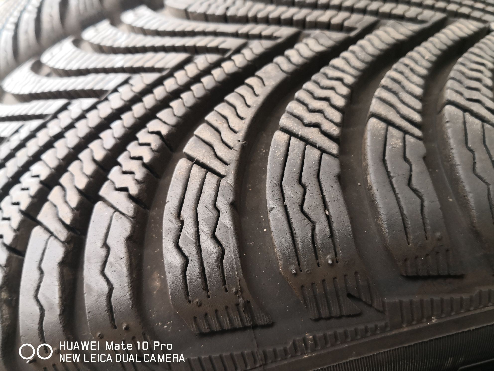 215 65 17 цола гуми като нови Michelin dot 20