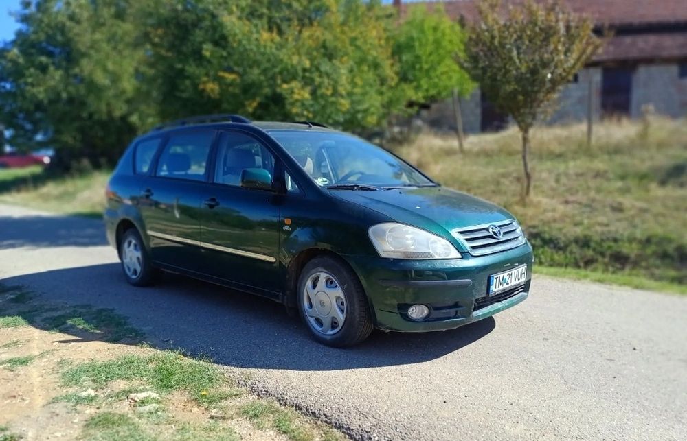 Vand Toyota avensis Verso