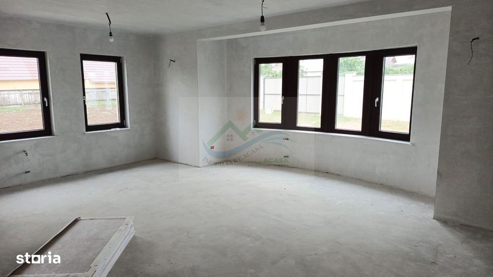 Casă/Vilă Dumbrăveni/Suceava