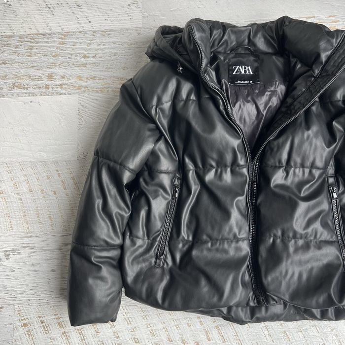 Зимно яке Zara черно