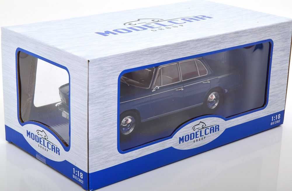 Macheta BMW 2000 Tilux (type 121) 1966 albastru - MCG 1/18