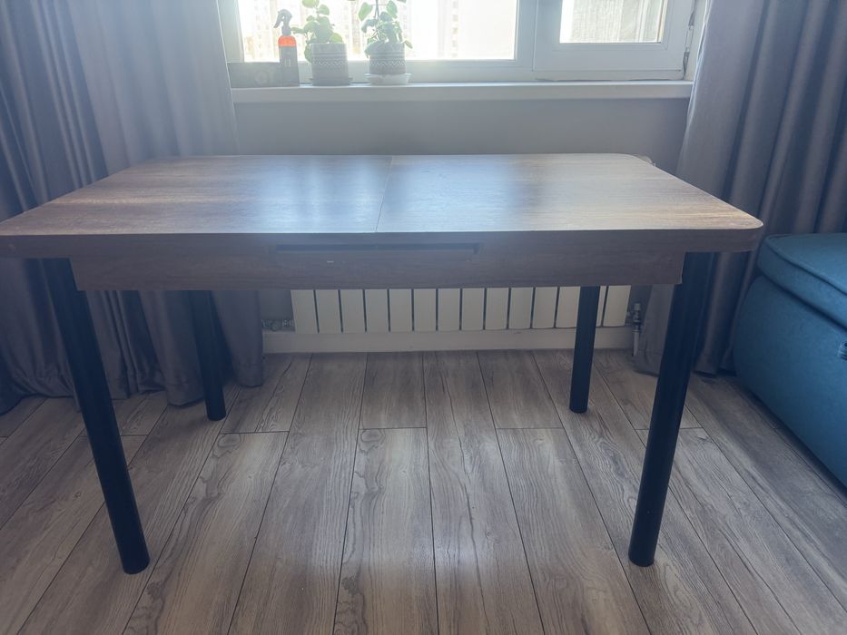 Продам стол со стульями