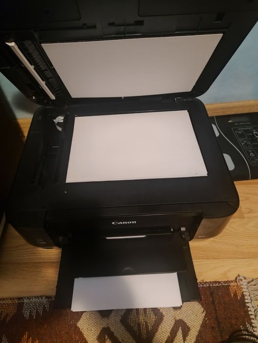 Vând imprimanta canon Pixma MX435 300 lei