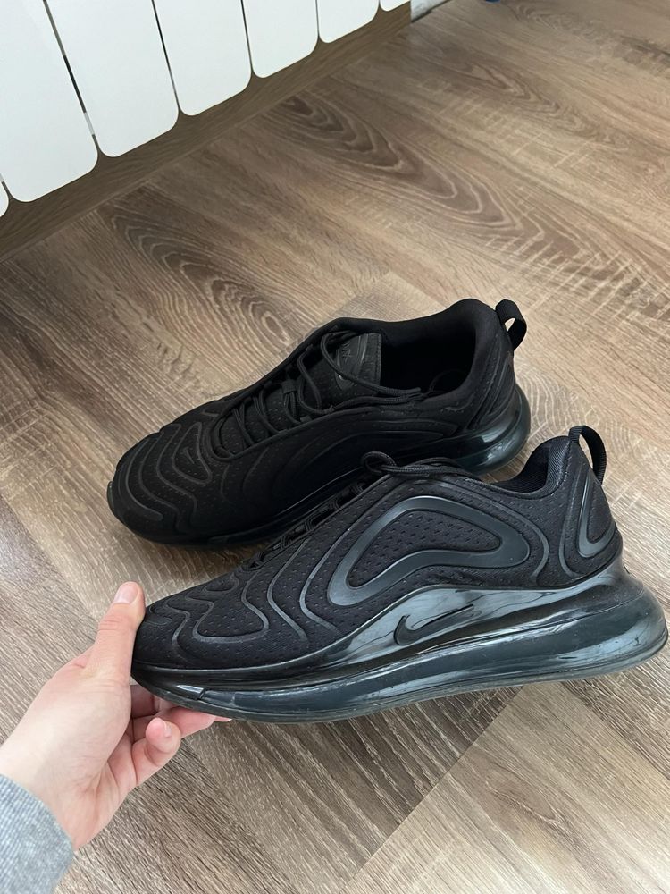 Обувки Nike AirMax 720