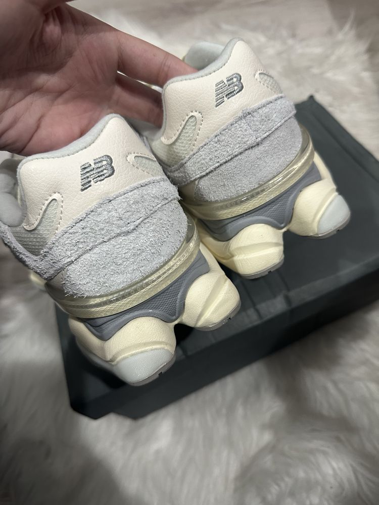 New balance 9060