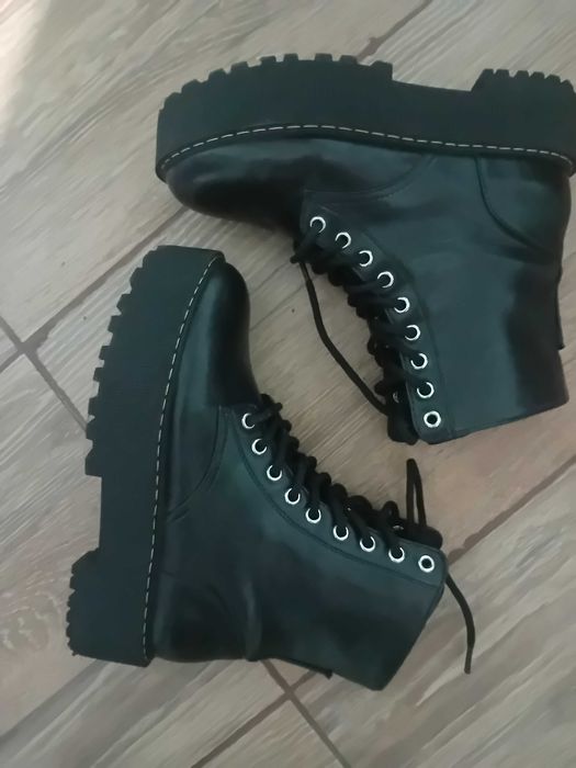 Ghete din piele stare perfectă nr 37