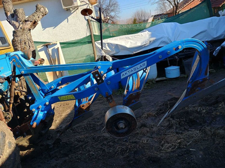 Плуг AKTASLAR 3x35 - 14' като НОВ
