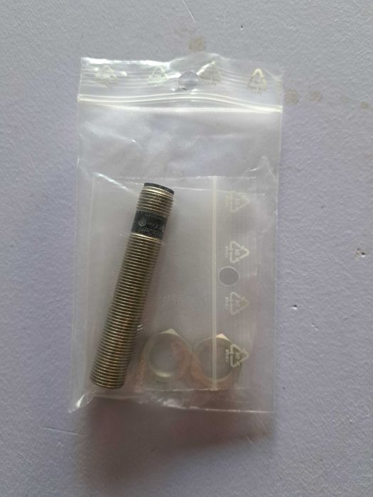 PROXIMITY Sensor REF. Senstronic A126305M120411
