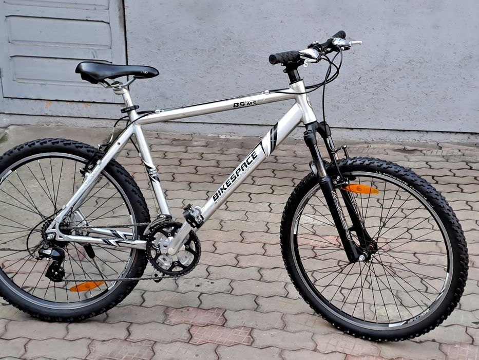 ***Mountain bike pe 26" ***