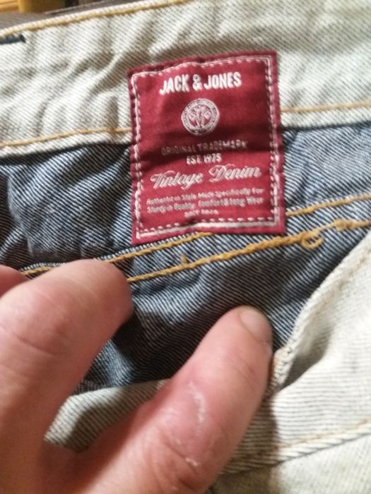 Vand p pereche de blugi Jack&Jones