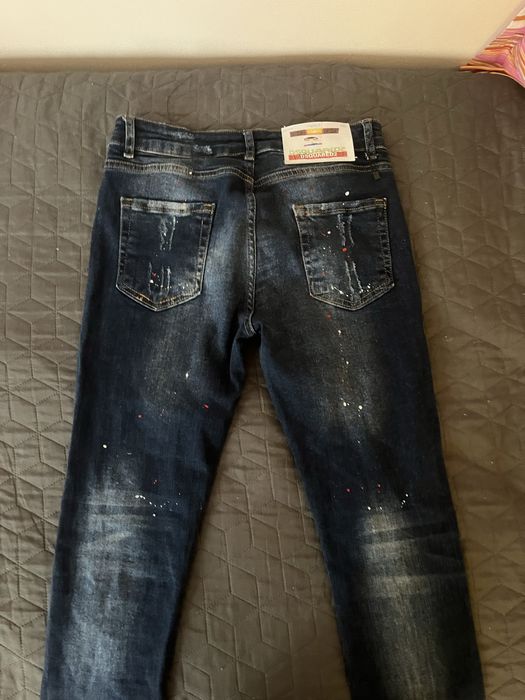 Мъжки дънки на dsquared