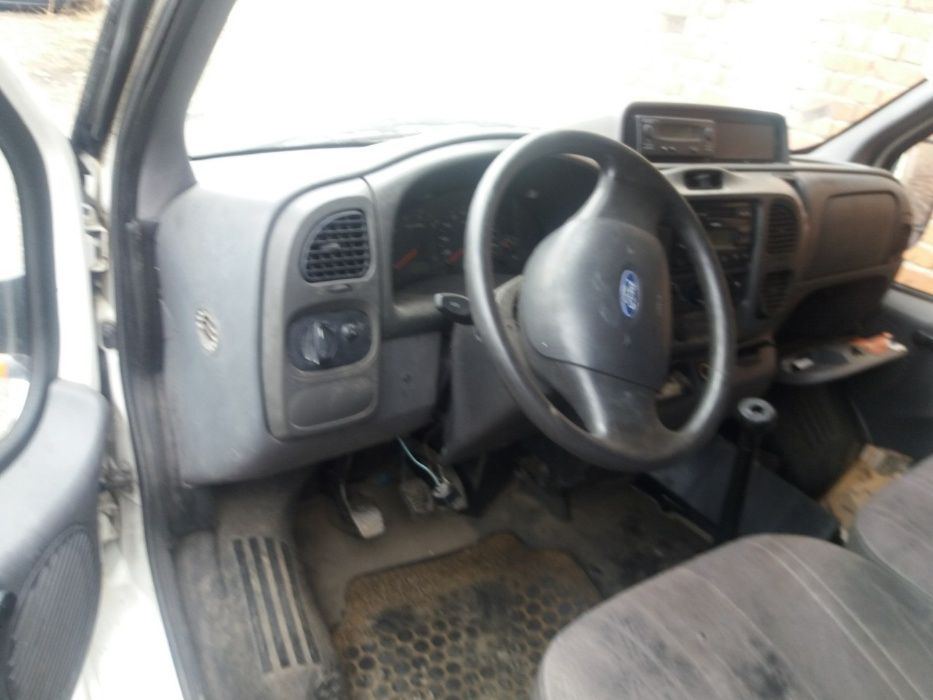 Ford Transit FT 430 2006год. 135к.с части