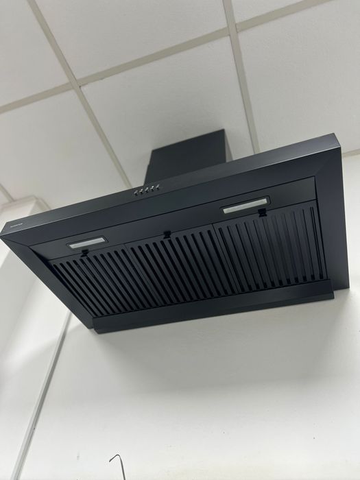 Vand vitrina verticala, hota si plita clatite